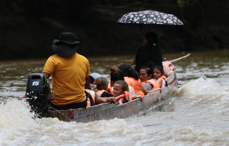 Migrantes siguen llegando a Panamá