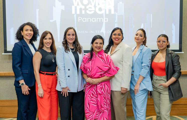Celebran el crecimiento en Panamá de organización que promueve la equidad en STEAM