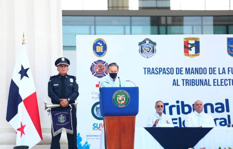 El presidente Laurentino Cortizo ofreció un discurso frente a los magistrados del Tribunal Electoral.