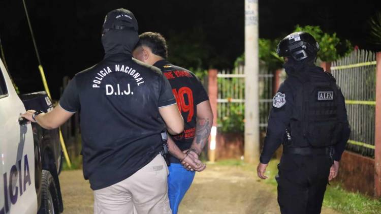 Ocho personas resultaron aprehendidas por estafa y hurto de vehículos durante la Operación Fraudcar.