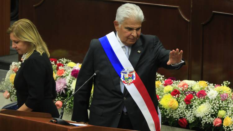 El mandatario afirmó que “quienes se oponen de forma rabiosa a la Ley 462 guardaron silencio durante 20 años”.