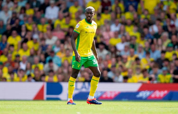 José Córdoba con debut agridulce por goleada en Inglaterra