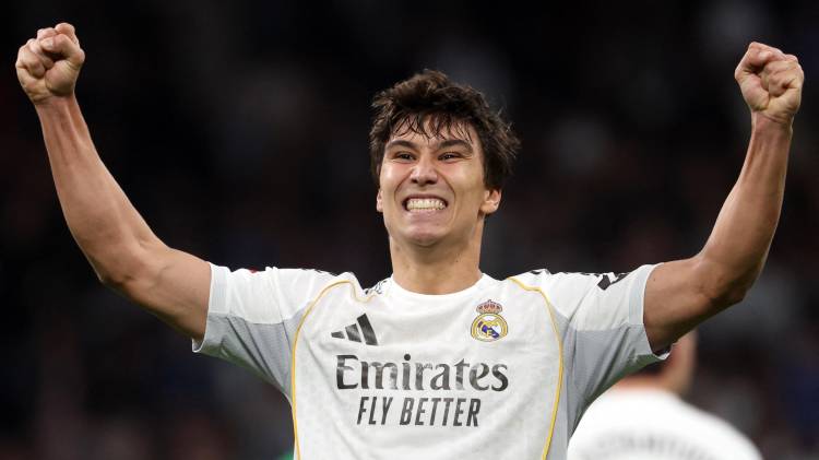 Gonzalo García marcó un triplete y lideró la goleada 5-1 del Real Madrid ante el Betis en el inicio del año.