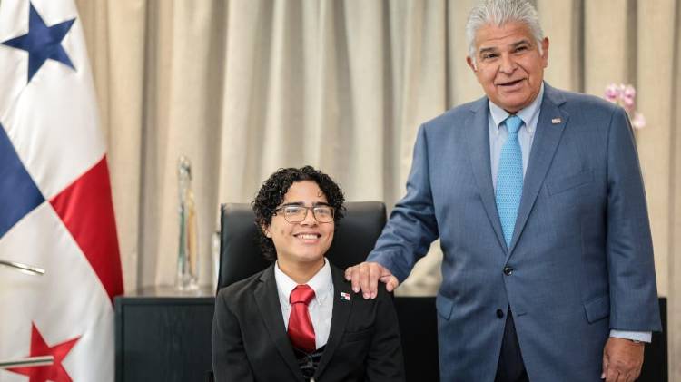 Roderick Agudelo del Colegio Beatriz Miranda de Cabal en Dolega, Chiriquí.