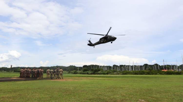 Se trata de 50 infantes de marina estadounidenses.