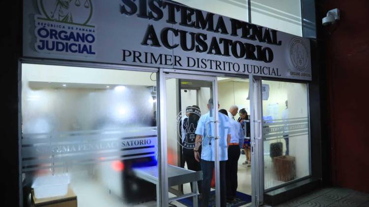 Dos sospechosos quedaron detenidos provisionalmente tras ser llevados audiencia.