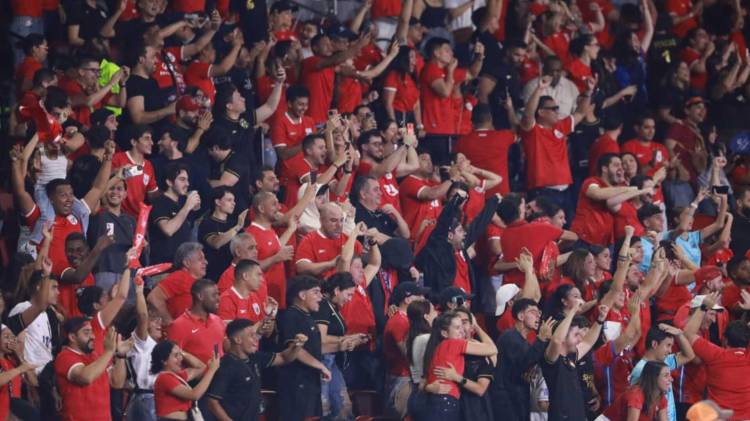 Más de mil unidades policiales y de seguridad privada resguardarán el Rommel Fernández durante el Panamá–El Salvador. Se espera la asistencia de más de 21 mil fanáticos.