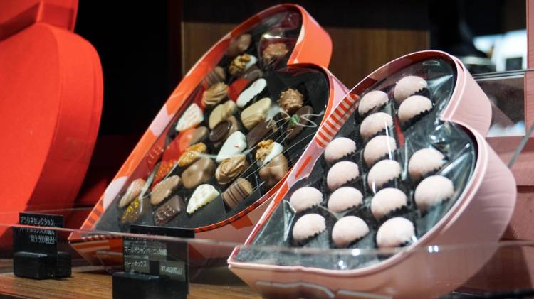 Una cita perfecta se puede reservar a golpe de clic. Sin promesas de futuro y con un plan a medida, el archipiélago ha encontrado la forma de pasar un San Valentín de película . EFE/ Pilar Bernal Zamora