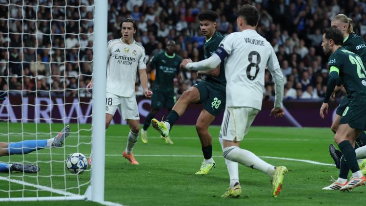 Fútbol: El City le pone otro clavo al Real Madrid