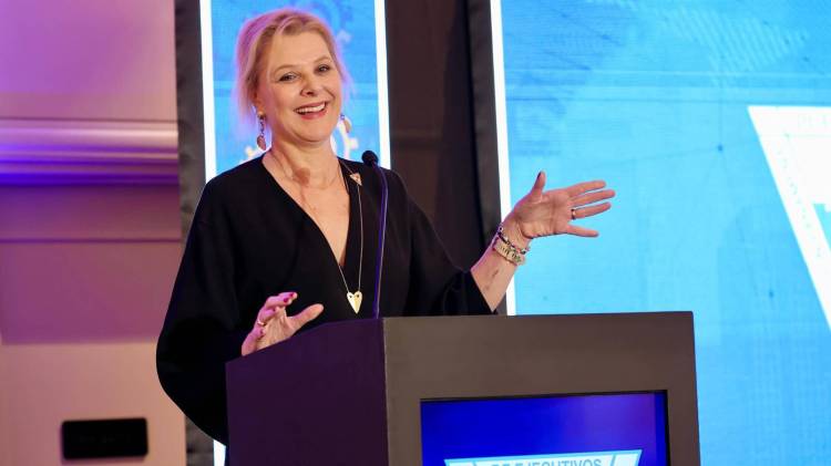 Giulia De Sanctis, presidenta de la Asociación Panameña de Ejecutivos de Empresa (APEDE),