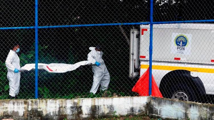 Su hija la halló muerta y putrefacta en la vivienda en Santiago.