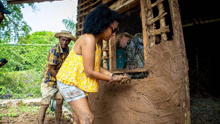 Las casas de quincha —ligeras, frescas y adaptadas al clima tropical— podrían tener ahora una nueva oportunidad de sobrevivir.