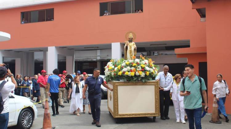 La procesión en honor a Santo Tomás de Villanueva.