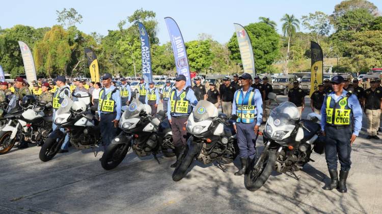 La ATTT destacó que durante la temporada de carnavales aumenta significativamente el desplazamiento de vehículos hacia el interior del país.