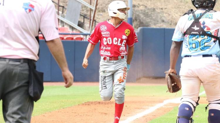 Los coclesanos pegaron seis imparables en el partido.