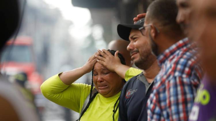 El dolor invadió a los residentes al ver que todo por lo cual trabajaron lo perdieron en un instante.