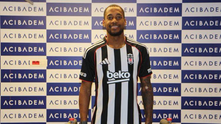 Michael Amir Murillo ya está en Turquía para unirse al Besiktas [VIDEO]
