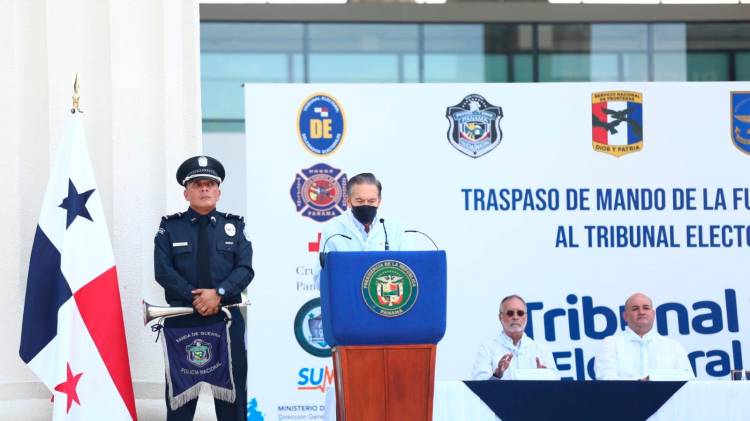 El presidente Laurentino Cortizo ofreció un discurso frente a los magistrados del Tribunal Electoral.