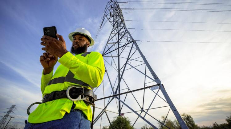 Alianza entre T-Mobile y Starlink busca cerrar brechas de conectividad en Estados Unidos [VIDEO]