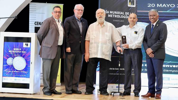 Conmemoración de los 150 años del sistema métrico en nuestro país.