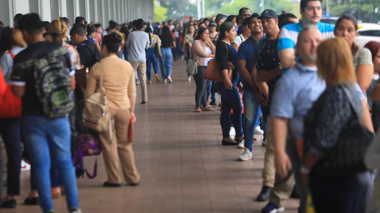 El desempleo es uno de los problemas de arrastre que enfrentan estos países.