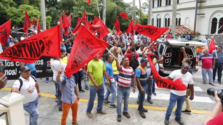 Miembros del sindicato, días antes de la audiencia, pedían cambio de medida cautelar para Caballero.