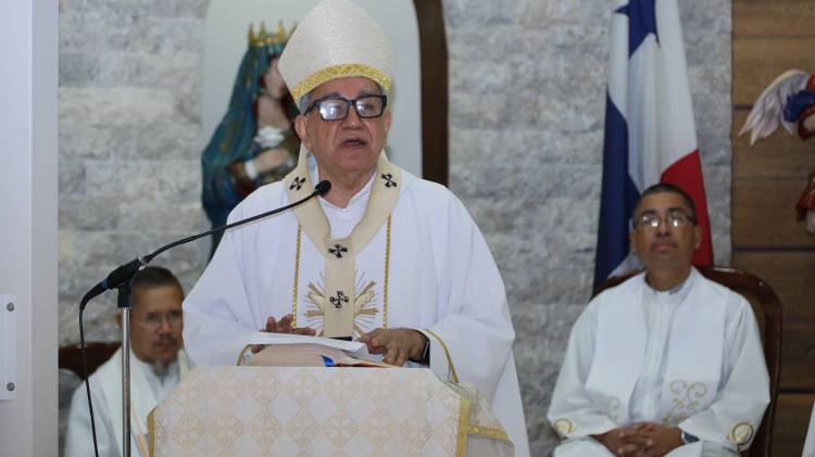 El arzobispo de Panamá, monseñor José Domingo Ulloa