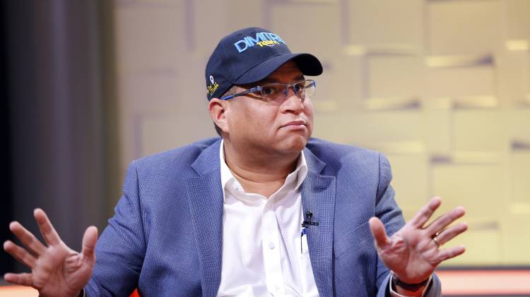 El excandidato presidencial Dimitri Flores