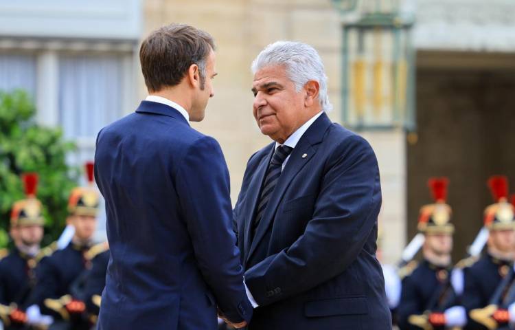 Emmanuel Macron visitará Panamá en 2025 para fortalecer la cooperación bilateral