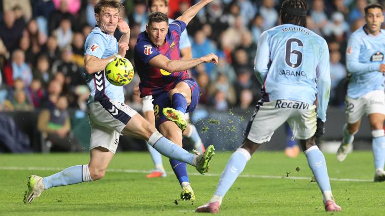 Robert Lewandowski durante el partido.