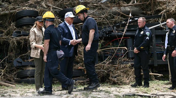 La Casa Blanca ha rechazado enérgicamente las sugerencias de que las políticas de Trump debilitaron la capacidad del Gobierno para enfrentar amenazas de desastres.