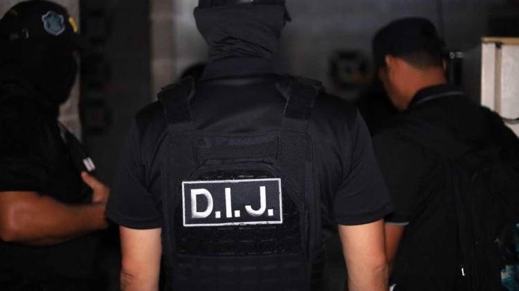 Unidades policiales mantienen operativos e investigaciones tras la ola de homicidios registrada en enero.