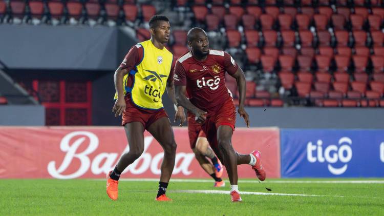 Cecilio Waterman durante el entrenamiento.