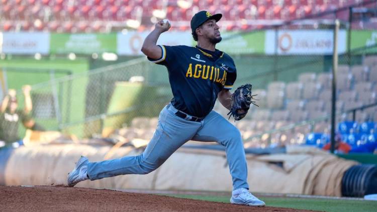 Béisbol: Panameño Abdiel Mendoza planta bandera en Dominicana