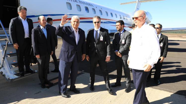 Mulino y su llegada a Foz de Iguazú, Brasil.