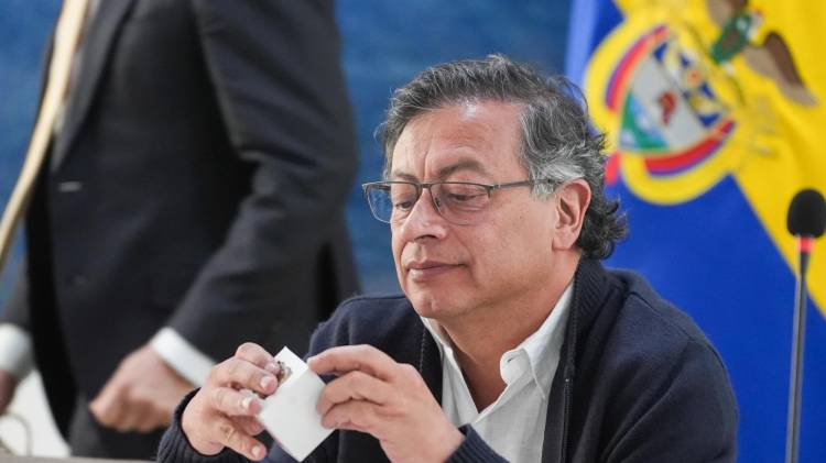 Gustavo Petro: Hasta las últimas consecuencias estaré al lado de Panamá