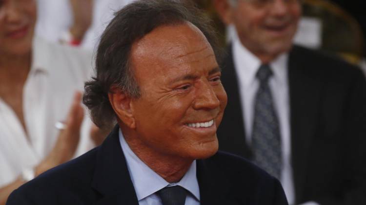 Imagen de archivo del cantante español Julio Iglesias. EFE/Thais Llorca