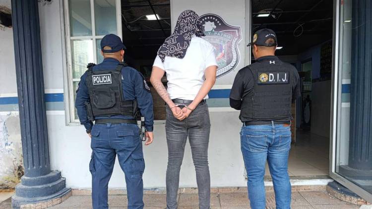 José Duncan, presunto miembro de la pandilla LBI, al presentarse ante las autoridades.