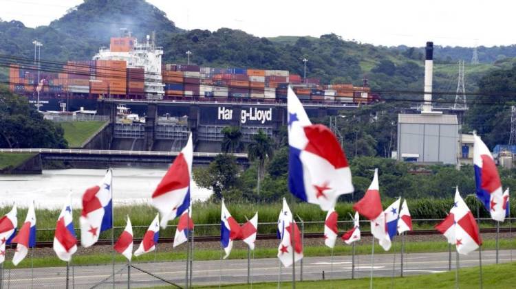 Panameños se ponen los guantes a las amenazas de Donald Trump sobre el Canal