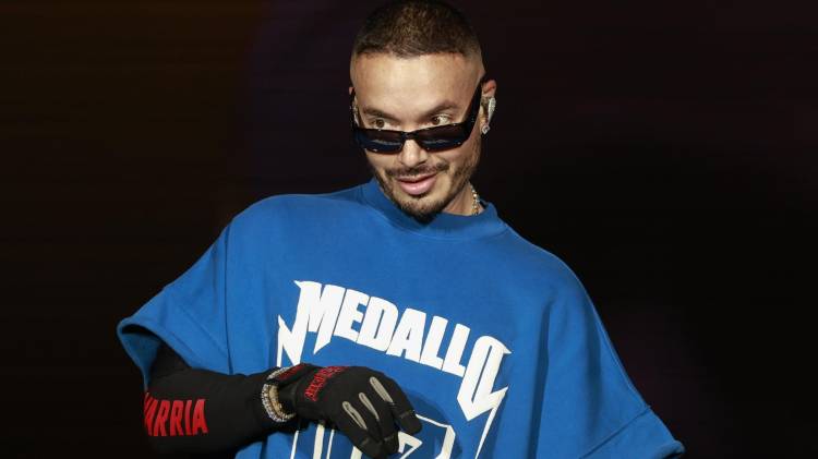 Fotografía de archivo donde aparece el cantante colombiano J Balvin.