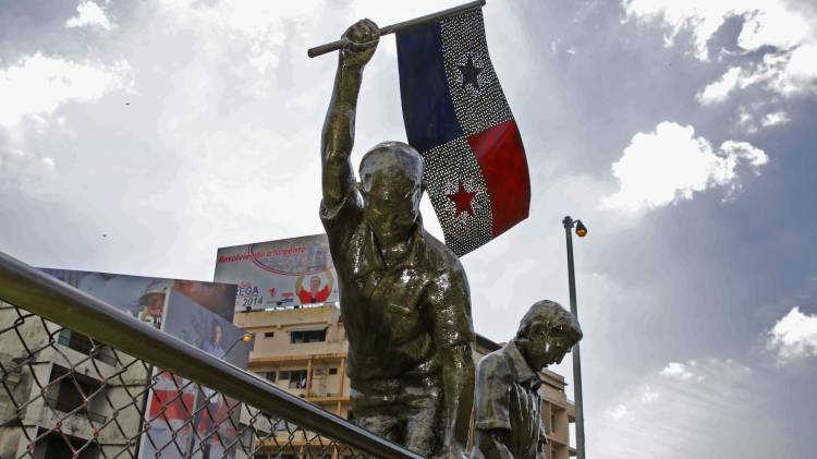 Monumento a los héroes de la gesta del 9 de enero de 1964.