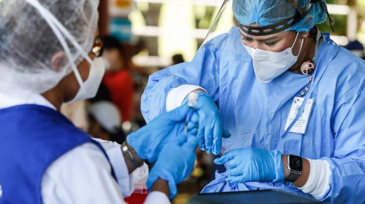 La OMS, en el 2023, puso fin a tres años de alerta mundial por la covid tras 20 millones de muertos.