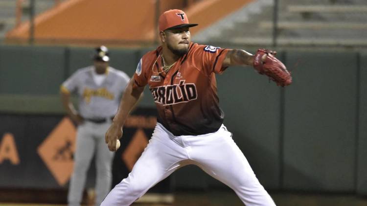 Jaime Barría volverá a defender los colores de los Toros del Este en la LIDOM, tras su positiva actuación en la campaña pasada.