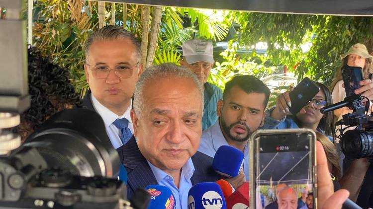 La iniciativa fue presentada por el diputado Luis Eduardo Camacho, del partido Realizando Metas.
