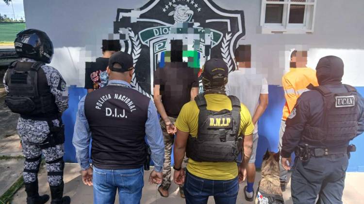 Diligencias de allanamiento permitieron la aprehensión de cuatro personas vinculadas al homicidio ocurrido en Antón.