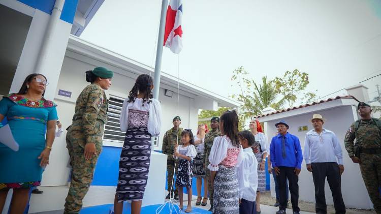 Reabre Centro Educativo en la comunidad de Akua Yala