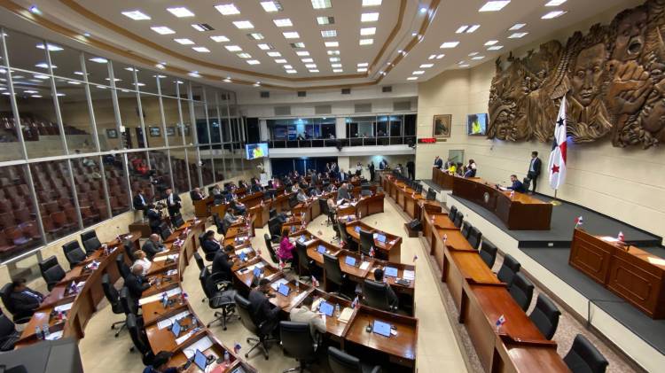 Los diputados instaron a coordinar con urgencia la fecha para que los ministros comparezcan sobre memorandos firmado con EE.UU.