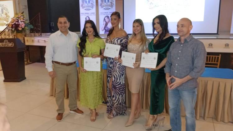 Cuatro reinas fueron presentadas en un acto que encendió la fiesta interiorana.