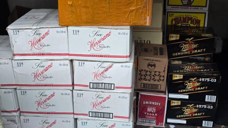Licores de distintas marcas fueron retenidos durante el operativo ‘URVAN’ en la ciudad capital.
