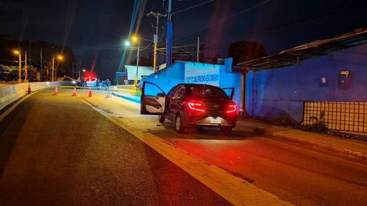 Policía decomisó tres armas de fuego.